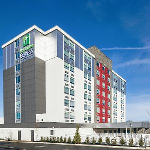 Holiday Inn Express Richmond - Midtown By Ihg